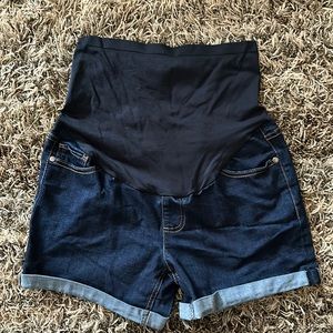 Maternity shorts‎
